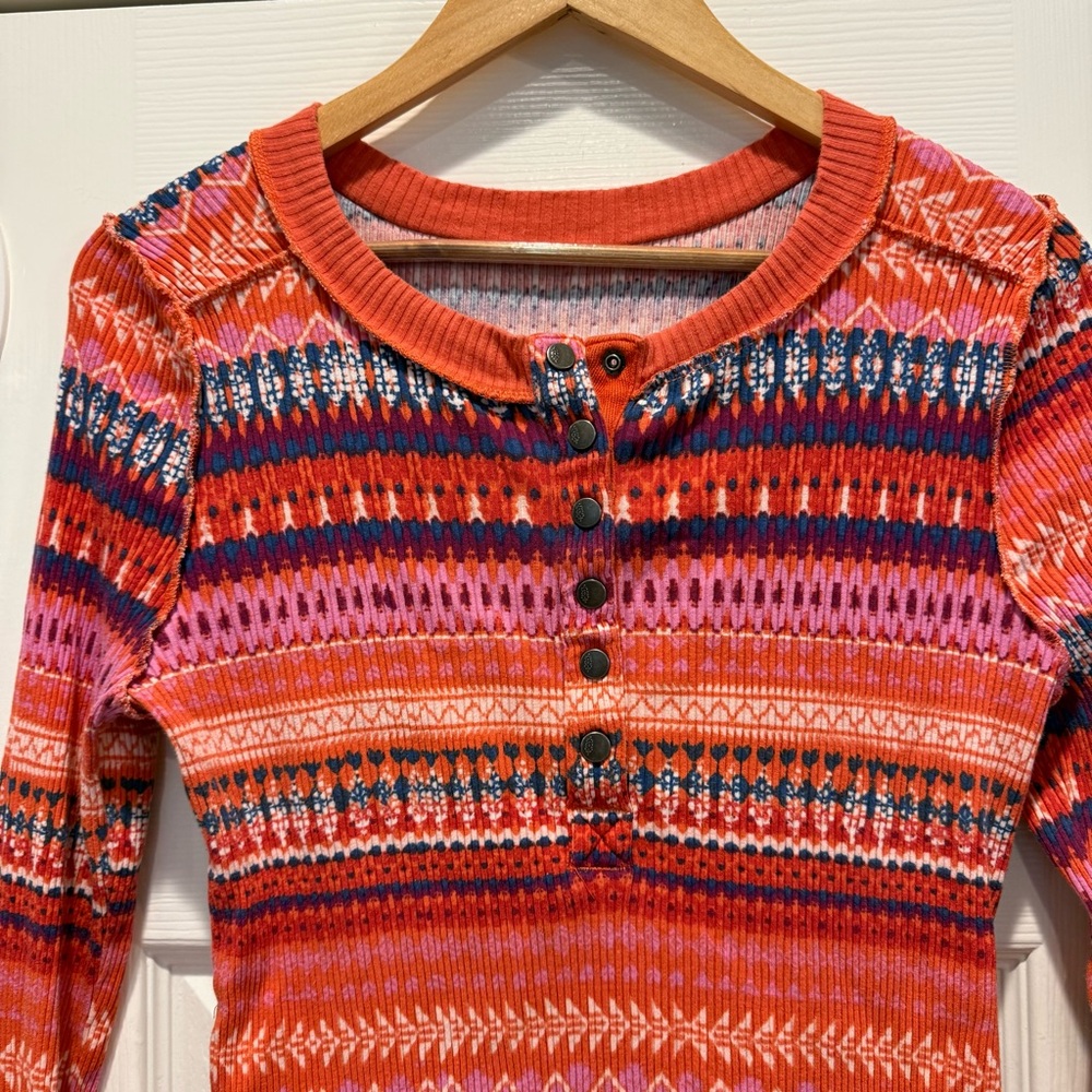 Free People Fp Movement Multicolored Rally Rib Henley Top Fired Up Combo Sz Med - Picture 5 of 10